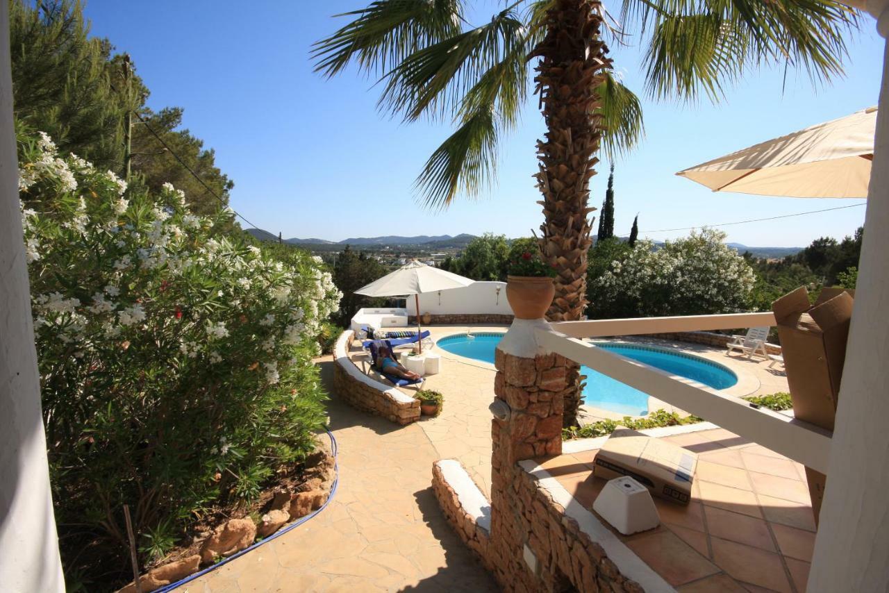 Can Alinda Santa Eularia des Riu Dış mekan fotoğraf