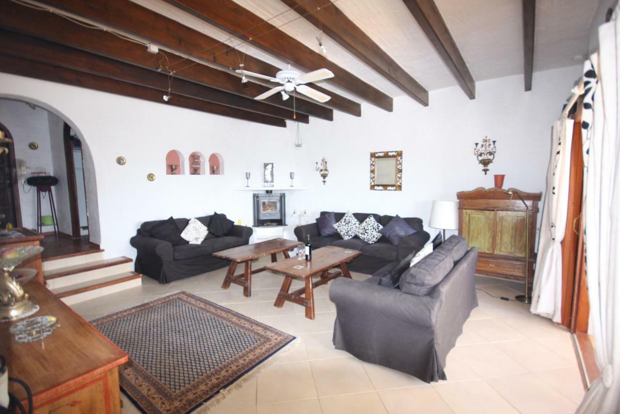 Can Alinda Santa Eularia des Riu Dış mekan fotoğraf