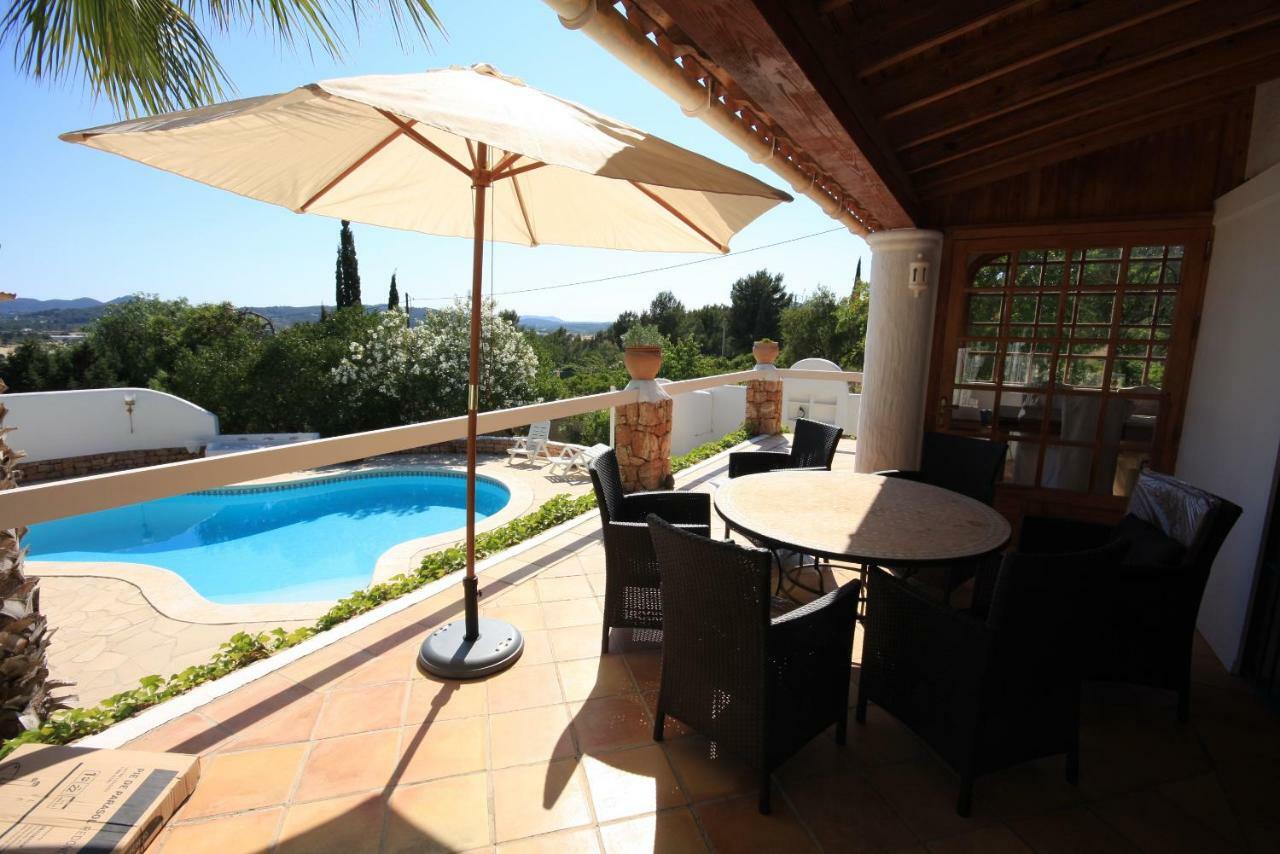 Can Alinda Santa Eularia des Riu Dış mekan fotoğraf
